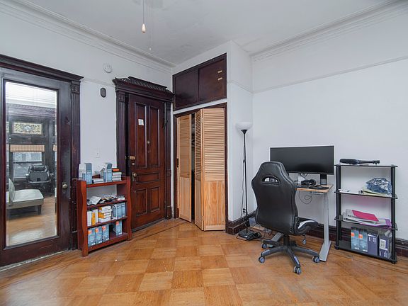 3rd image of 1363 Dean St #21F
