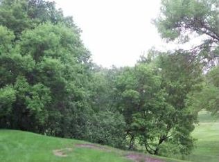 14319 Valley View Rd APT C, Eden Prairie, MN 55344