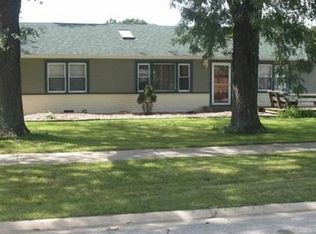 8128 Long Ave, Burbank, IL