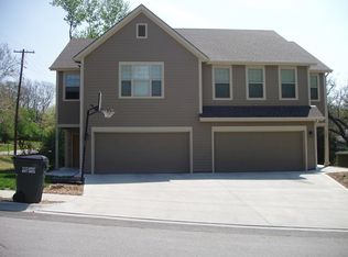 1300 Valley Ln, Lawrence, KS 66044