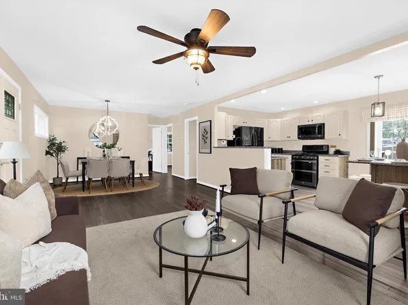 10 Hopkins St, Glen Burnie, MD 21061