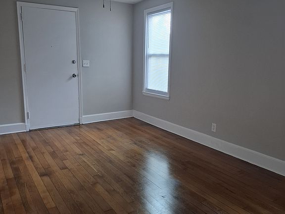 5th image of 1310 Collins St