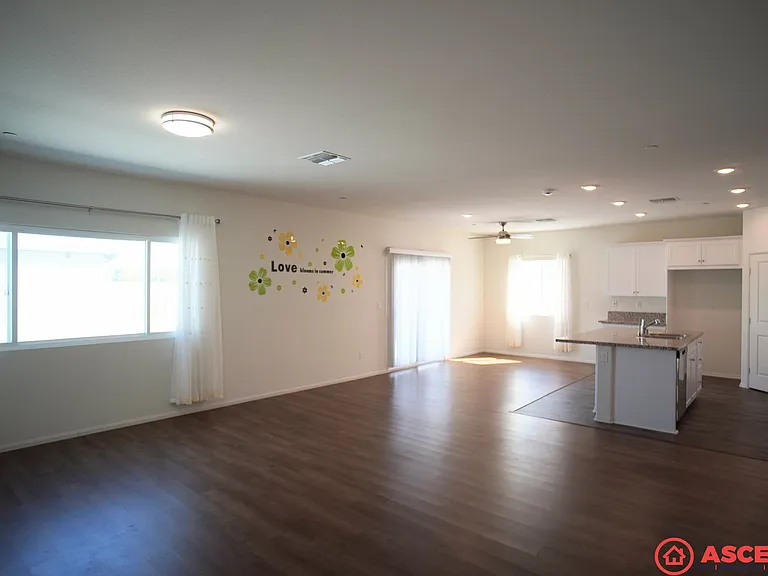7320 Lago Puccini St — Photo 7