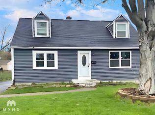 81 Maple Dr, Columbus, OH 43228