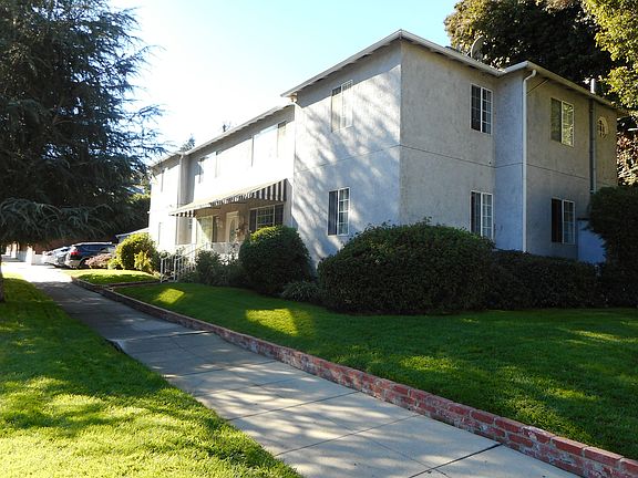2nd image of 4267 Van Nuys Blvd