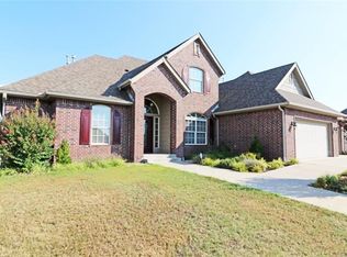 1115 Kings Ct, Bartlesville, OK 74006