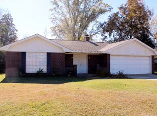230 Rayburn Pl, Hattiesburg, MS 39402