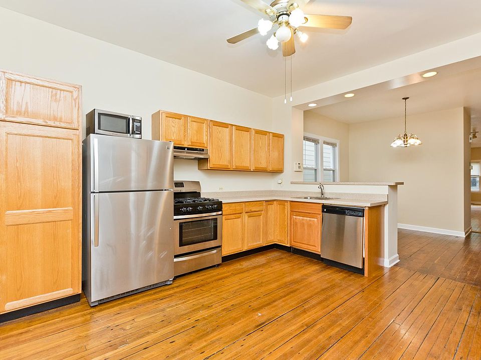 1st image of 1920 W School St #1F