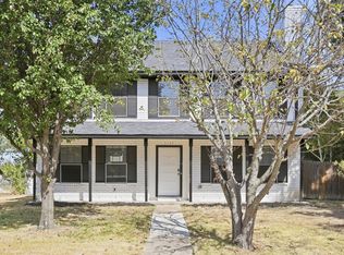 1125 Harvest Hill Ln, Lancaster, TX 75146