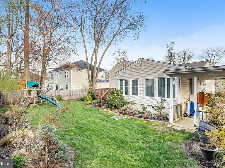 205 Tapawingo Rd SW — Photo 33