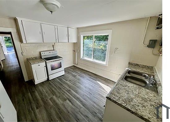 4th image of 1312 N New York Ave