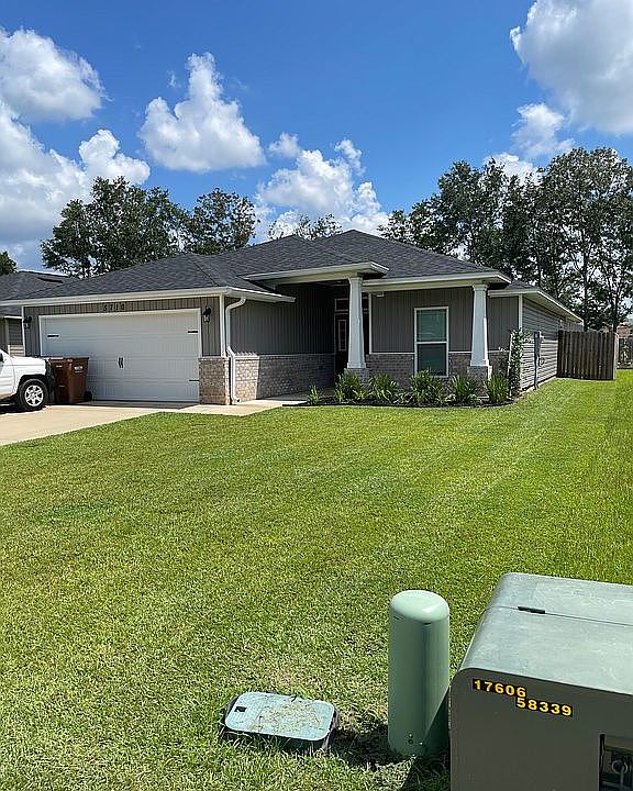 1st image of 5710 Peach Dr