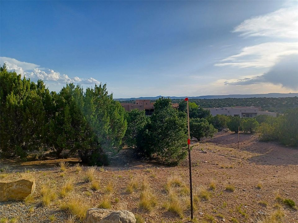 1st image of 11 Camino Ventura