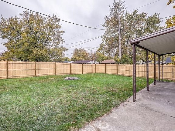 4th image of 7435 Cedar Knolls Dr