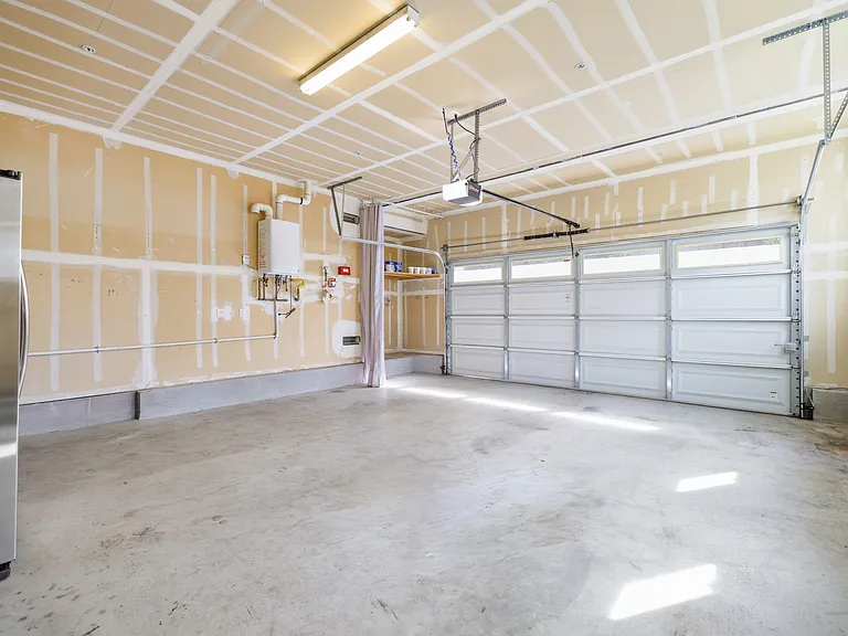 3553 Meyer Pl — Photo 23