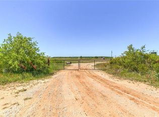 1800 Eason Rd, Jacksboro, TX 76458