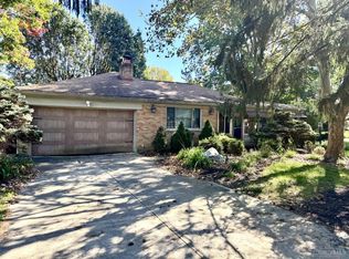 8682 Cheviot Rd, Cincinnati, OH 45251