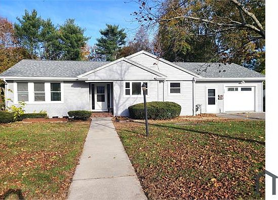 1st image of 159 Lake St #1