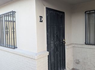 1010 Palomas Dr SE, Albuquerque, NM 87108