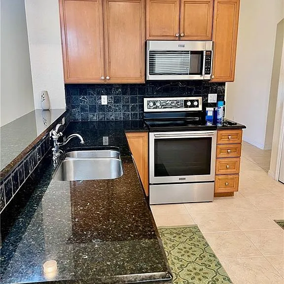 2132 Par Dr — Photo 5
