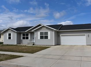 2804 W Central Ave, Minot, ND 58701