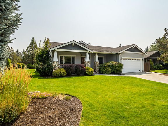 4th image of 63364 NE Brightwater Dr