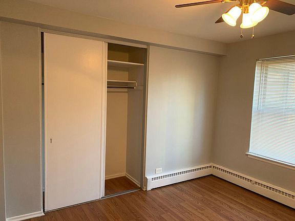 3rd image of 7500 S South Shore Dr APT 323