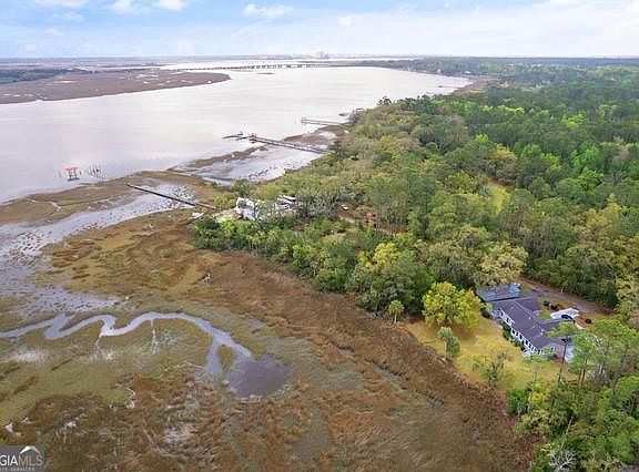 3rd image of 180 Turtle River Ln