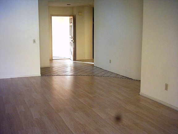 4th image of 1186 Brewley Ln