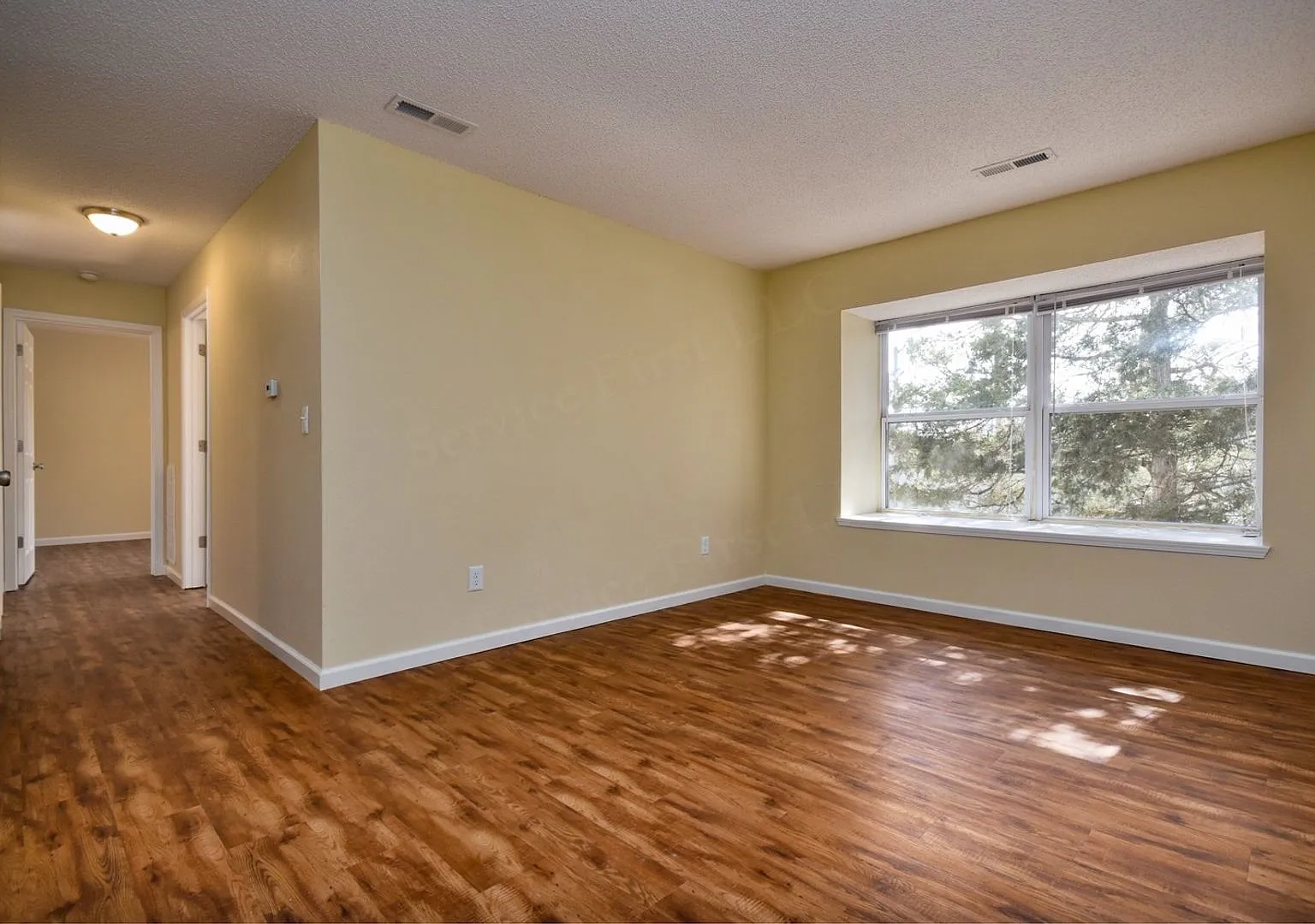 Table Rock Apartments — Photo 2