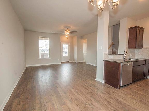 4th image of 217 Golden Harvest Ln