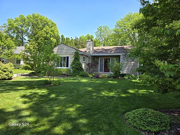 2nd image of 711 Green Meadow Ave