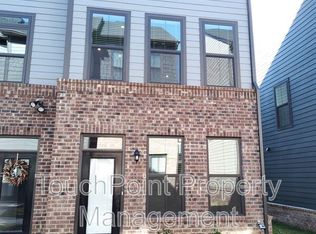 6025 Fonsac Ln, Charlotte, NC 28217