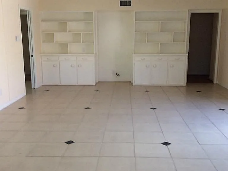 4002 Mischire Dr — Photo 11