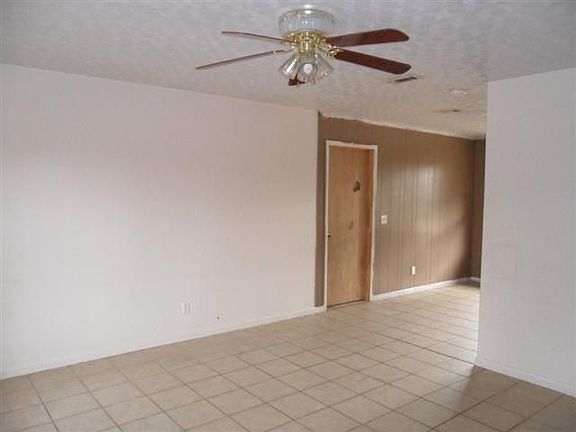 2nd image of 108 Glenwood Ln