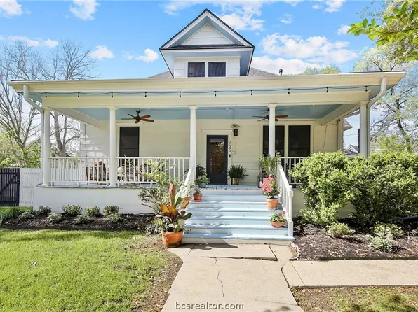 705 E 27th St, Bryan, TX 77803