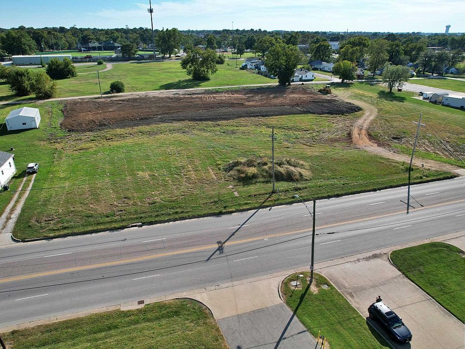 1st image of W Main St