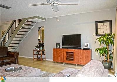 4th image of 2720 S Oakland Forest Dr APT 909