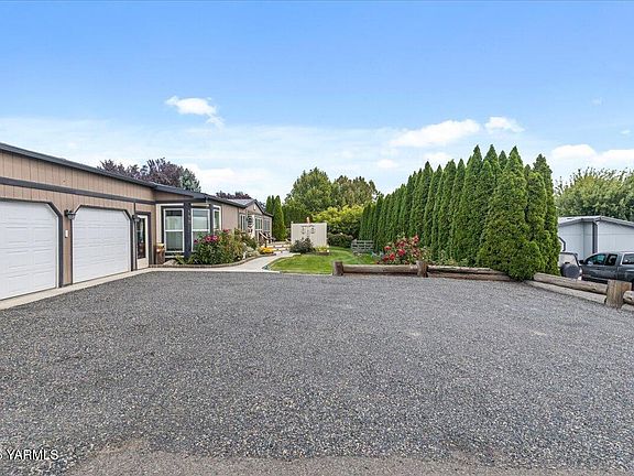 4th image of 113 N 96th Ave