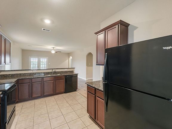5th image of 12026 Pearl Dr