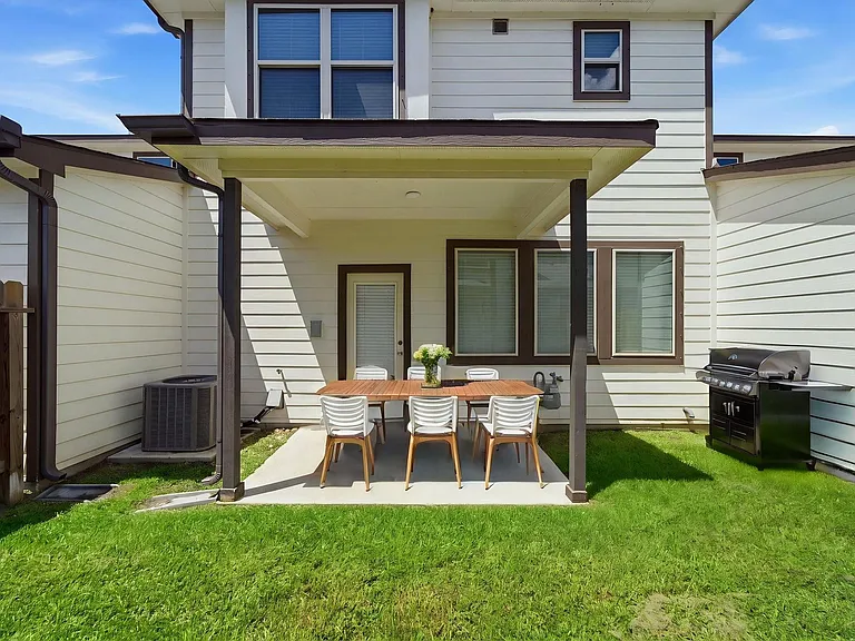7116 Elgin St — Photo 25