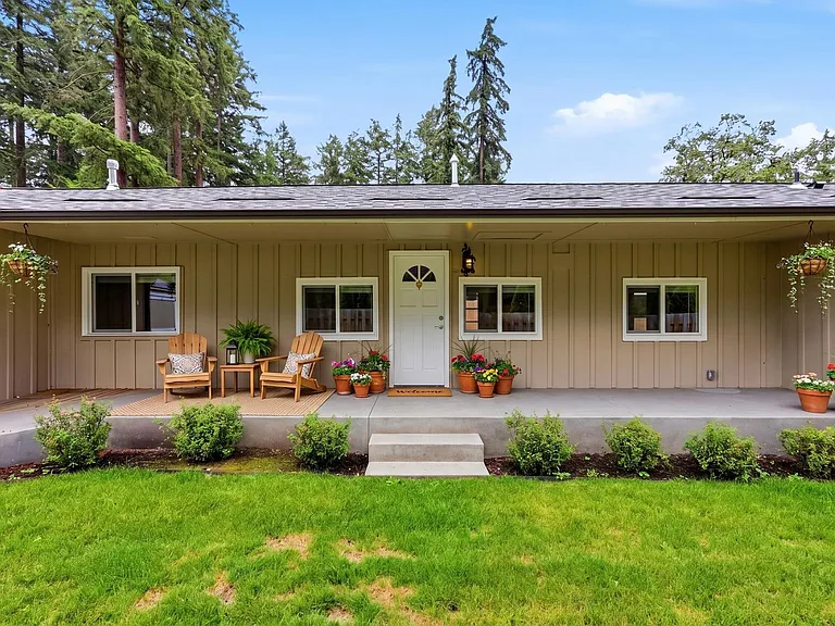1410 SE River Forest Rd — Photo 1