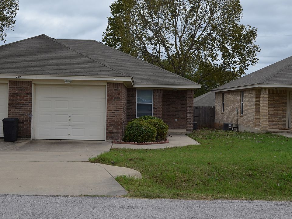 1st image of 932 Rosewood Dr