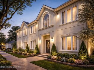 10 Penton St, Staten Island, NY 10309