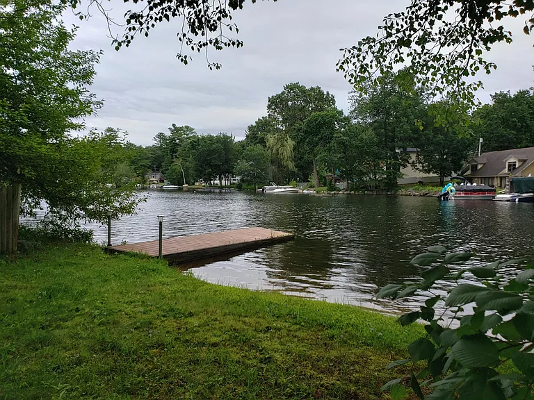 79 Shore Dr #D210 — Photo 8