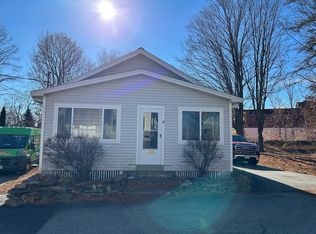 16 Proulx Ct, Springvale, ME 04083