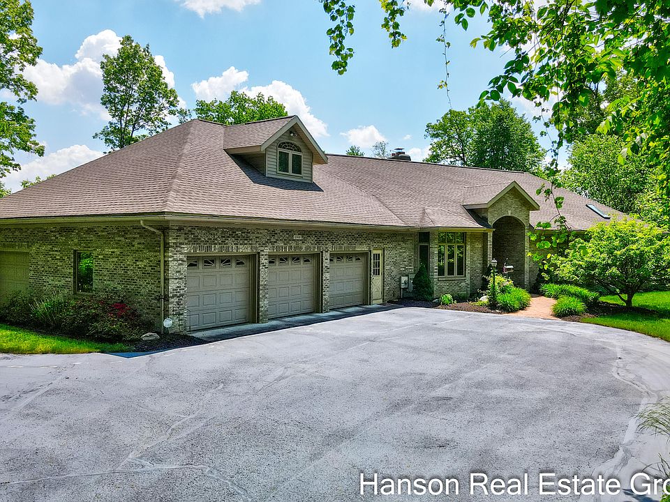 1st image of 11910 Erin Meadow Dr NE