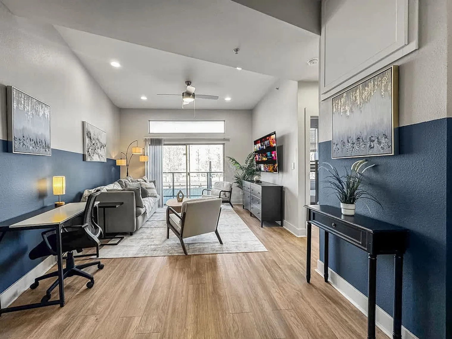 3 bed, 2.0 bath, $2,956 — Photo 2