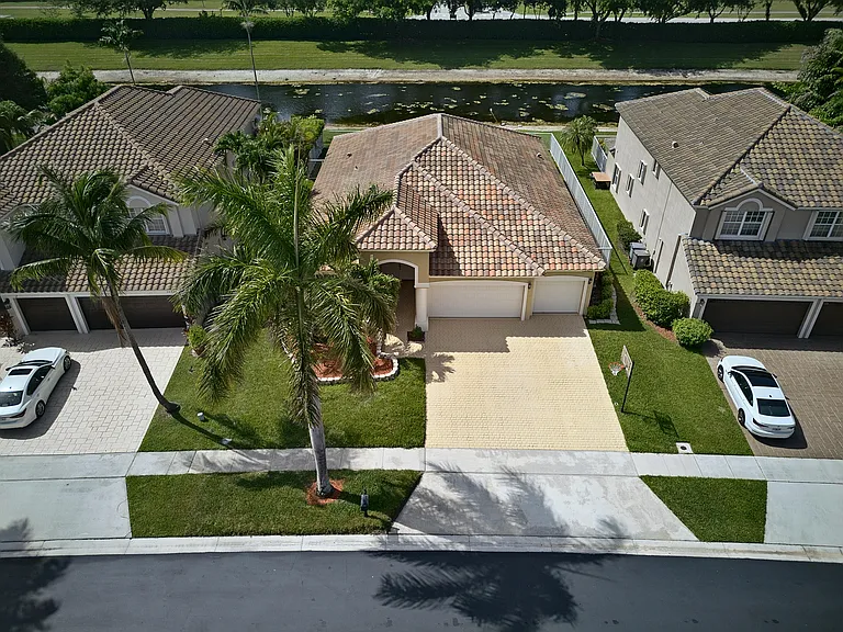 12325 Cascades Pointe Dr — Photo 63