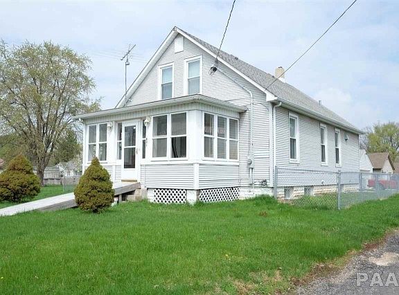 2nd image of 801 W Hatterman St
